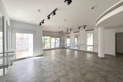 Villa comercial de 4 dormitorios en Umm Suqeim, UAE No. 72595 13