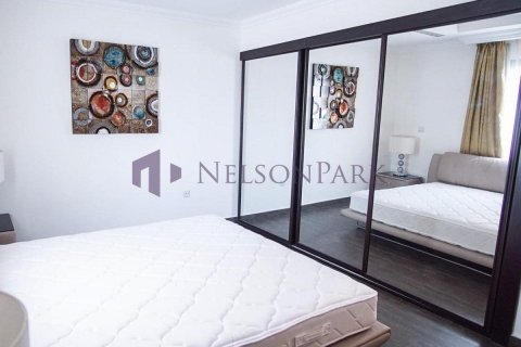 1 bedroom Apartment in Doha, Qatar No. 61002 3