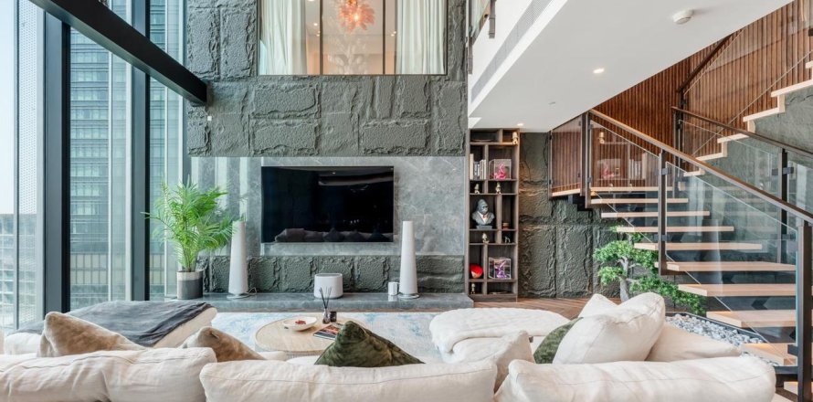 Apartment de 2 dormitorios en Zabeel, UAE No. 101608