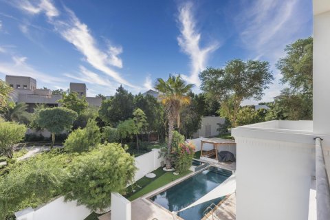Villa de 6 dormitorios en Jasmine Leaf, UAE No. 101606 16