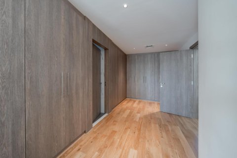 Villa de 4 dormitorios en Jumeirah Islands, UAE No. 101607 11