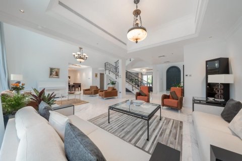 Villa de 4 dormitorios en Jumeirah Islands, UAE No. 101607 4