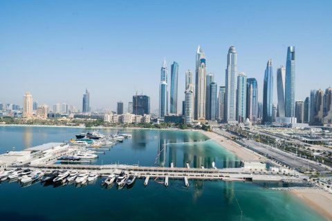 Apartment de 3 dormitorios en EMAAR Beachfront, UAE No. 101605 6
