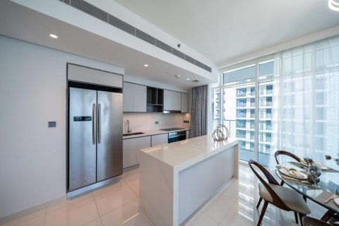 Apartment de 3 dormitorios en EMAAR Beachfront, UAE No. 101605 4