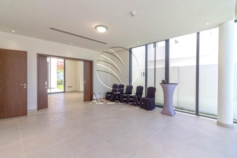 Villa de 5 chambres à Yas Island, UAE No. 90096 16