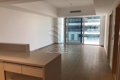 1 bedroom Apartment on the Yas Island, UAE No. 90079 11