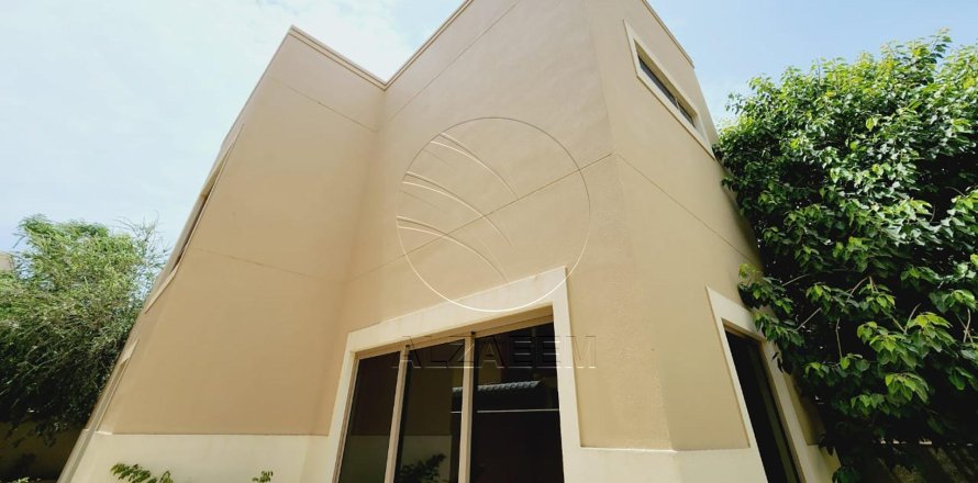 Villa de 3 chambres à Al Raha Gardens, UAE No. 89903