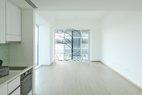 Studio Apartment on the Yas Island, UAE No. 89888 3