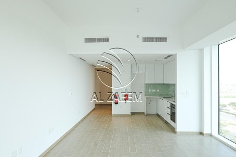 Studio Apartment on the Yas Island, UAE No. 89888 4