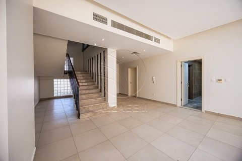 Townhouse de 4 dormitorios en Abu Dhabi, UAE No. 89863 19