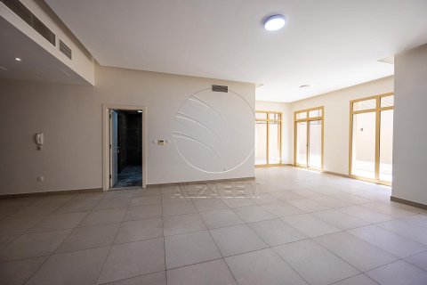 Townhouse de 4 dormitorios en Abu Dhabi, UAE No. 89863 22