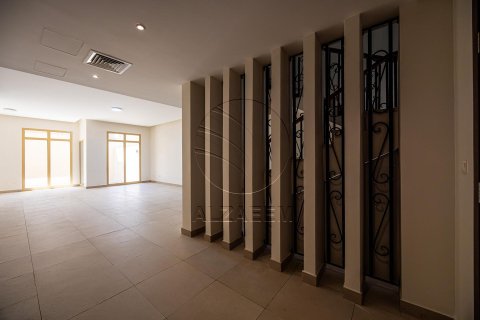 Townhouse de 4 dormitorios en Abu Dhabi, UAE No. 89863 17