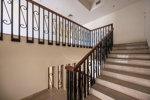Townhouse de 4 dormitorios en Abu Dhabi, UAE No. 89863 10