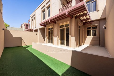 Townhouse de 4 dormitorios en Abu Dhabi, UAE No. 89863 2