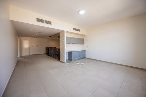 Townhouse de 4 dormitorios en Abu Dhabi, UAE No. 89863 8