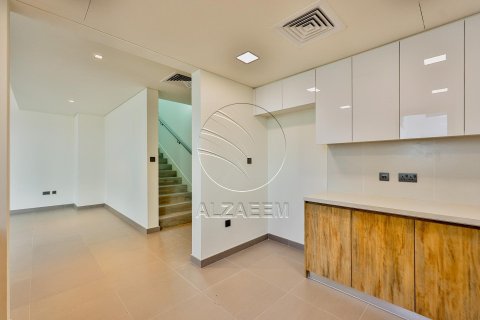 Villa de 4 dormitorios en  Yas Island, UAE No. 89875 14