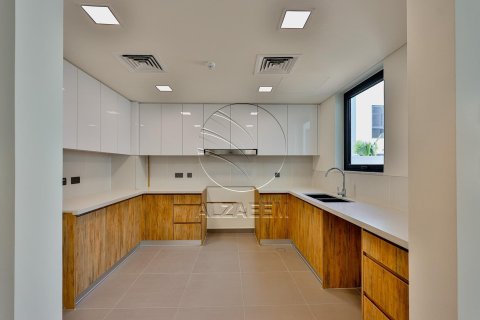 Villa de 4 dormitorios en  Yas Island, UAE No. 89875 15