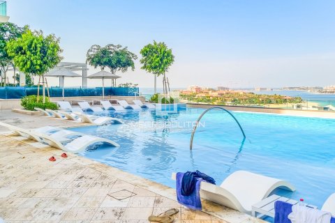 Appartement de 2 chambres à EMAAR Beachfront, UAE No. 77447 16