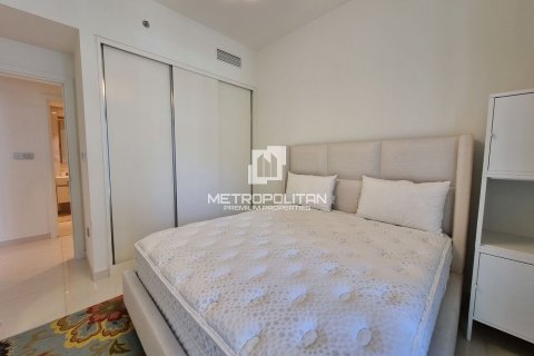 Appartement de 2 chambres à EMAAR Beachfront, UAE No. 77447 8