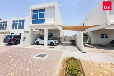 Townhouse de 3 dormitorios  No. 106437 2
