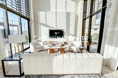 Villa de 4 dormitorios en Abu Dhabi, UAE No. 81673 4