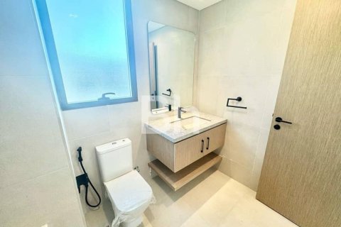 Вилла с 4 спальнями в Dubai Land, ОАЭ №87245 9