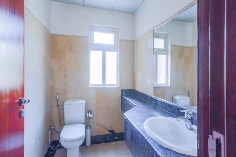 Villa de 4 chambres à Jumeirah Islands, UAE No. 87845 13