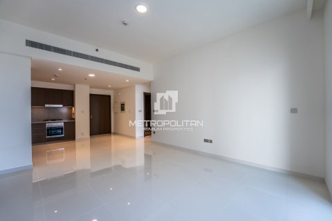 Квартира с 1 спальней в EMAAR Beachfront, ОАЭ №78499 3