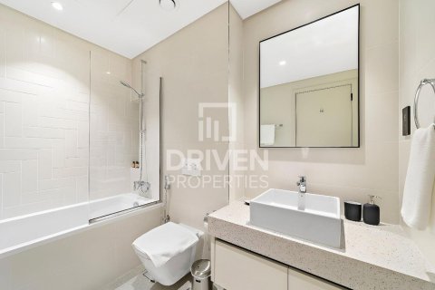 Квартира с 1 спальней в EMAAR Beachfront, ОАЭ №84735 13