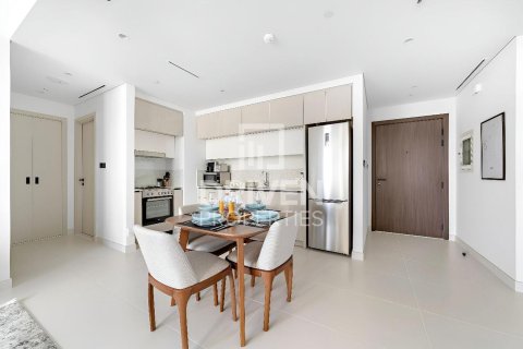 Квартира с 1 спальней в EMAAR Beachfront, ОАЭ №84735 11
