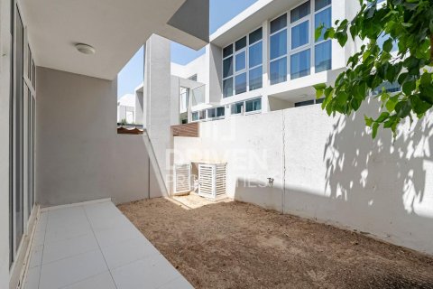 Villa de 3 chambres à DAMAC Hills (Akoya by DAMAC), UAE No. 84732 15