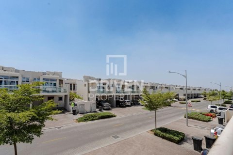 Villa de 3 chambres à DAMAC Hills (Akoya by DAMAC), UAE No. 84732 17