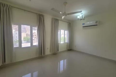 Квартира с 2 спальнями в Маскат, Оман №62734 4