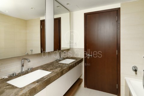 Apartment de 2 dormitorios en Dubai Hills Estate, UAE No. 102434 11