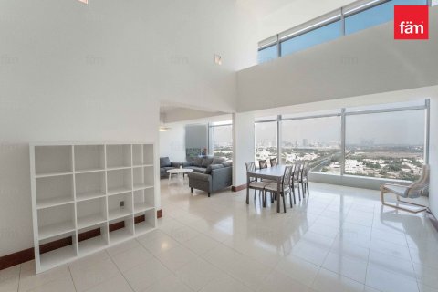 Duplex de 3 chambres à Dubai, UAE No. 103339 3