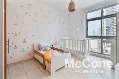 Apartment de 2 dormitorios en The Links, UAE No. 74704 12
