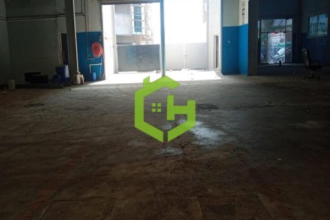 929مربع، مستودع في Al Qusais Industrial Area, الإمارات العربية المتحدة رقم 92148 10