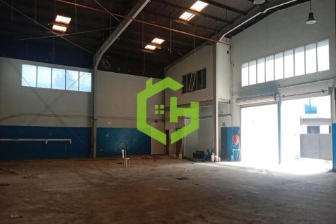 929مربع، مستودع في Al Qusais Industrial Area, الإمارات العربية المتحدة رقم 92148 13