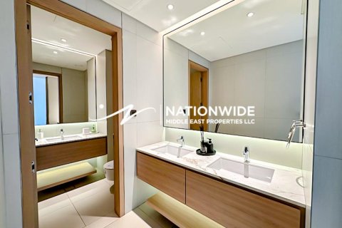 Villa de 4 chambres à Abu Dhabi, UAE No. 92182 3