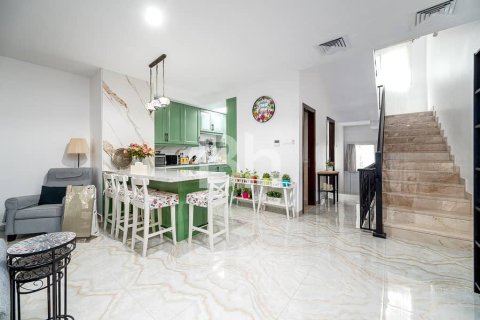 Villa de 4 dormitorios en Jumeirah Village Circle, UAE No. 64442 1