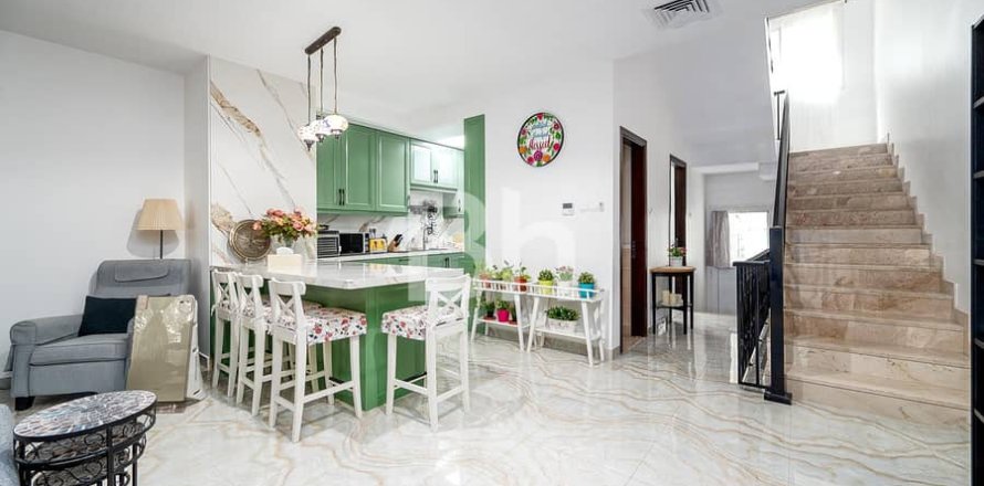 Villa de 4 dormitorios en Jumeirah Village Circle, UAE No. 64442