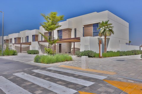 Villa de 3 chambres à Yas Island, UAE No. 91458 2