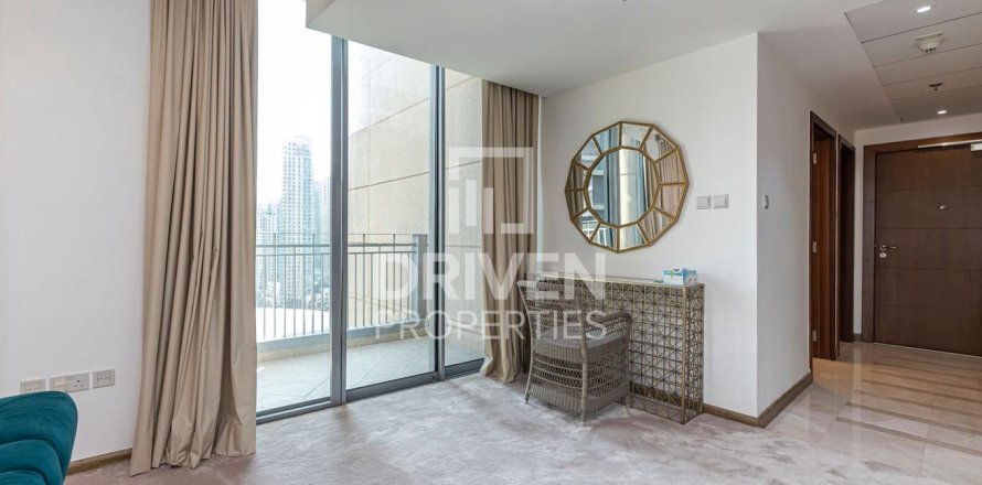 Appartement de 1 chambre à Standpoint Towers, UAE No. 84190