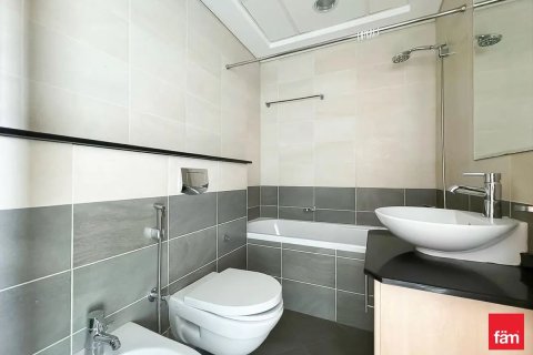 Квартира с 3 спальнями  №107318 11