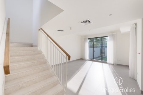 Villa de 3 dormitorios en Dubai Hills Estate, UAE No. 102415 5