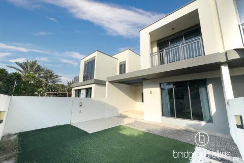 Villa de 3 dormitorios en Dubai Hills Estate, UAE No. 102415 3