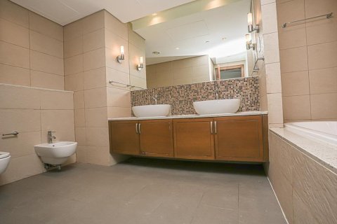 Appartement de 2 chambres à Marina Residences, UAE No. 99885 23