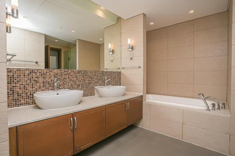 Appartement de 2 chambres à Marina Residences, UAE No. 99885 24