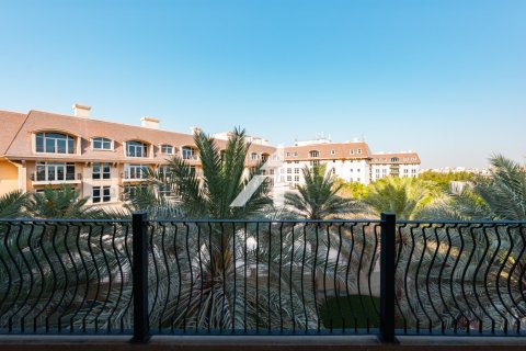 2 bedrooms Apartment in Dubai, UAE No. 90870 4