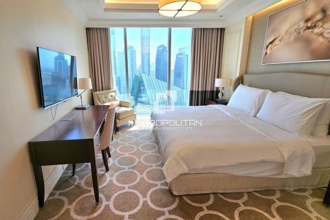 2 bedrooms Hotel Apartment in Downtown Dubai (Downtown Burj Dubai), UAE No. 77916 7